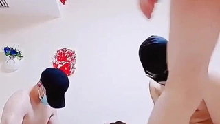 保安官Rusty Nails在Amber Starks的车库里搜索赃物
