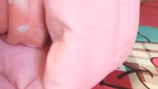 顶级尤物大肥臀！这屁股太棒了！居家操骚妹妹，骑乘位骚穴磨蹭，主动上下套弄，淫水好多爽翻