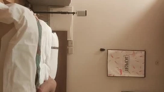 “我喜欢看你插别的女人的样子，你喜欢看我被别人插吗”主页更精彩