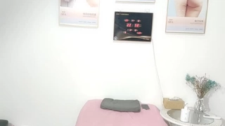 黑色长裙颜值美女 扣穴吸奶调情 侧入猛烈撞击 后入打桩喊给我
