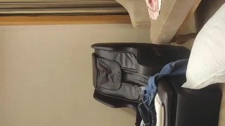 小狐狸主播❤️甜甜轰炸❤️5.6日平台有名的大奶牛、价值320币收费房大秀，巨乳轰炸，太大了，自慰实力秀，娇喘优美！第02集