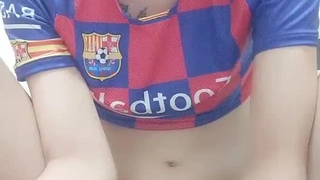 桑拿会所SOLO身材丰润很善谈的美女公关声音很嗲叫床声销魂一对超级木瓜吊钟大奶很给力
